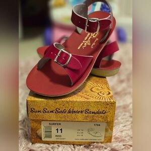 Red Sun-San Salt Water Sandals 11C